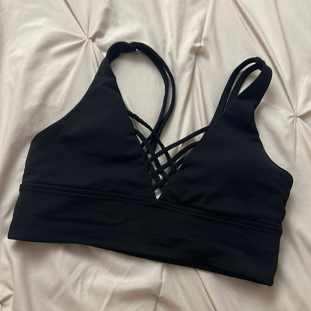 Lululemon sports bra